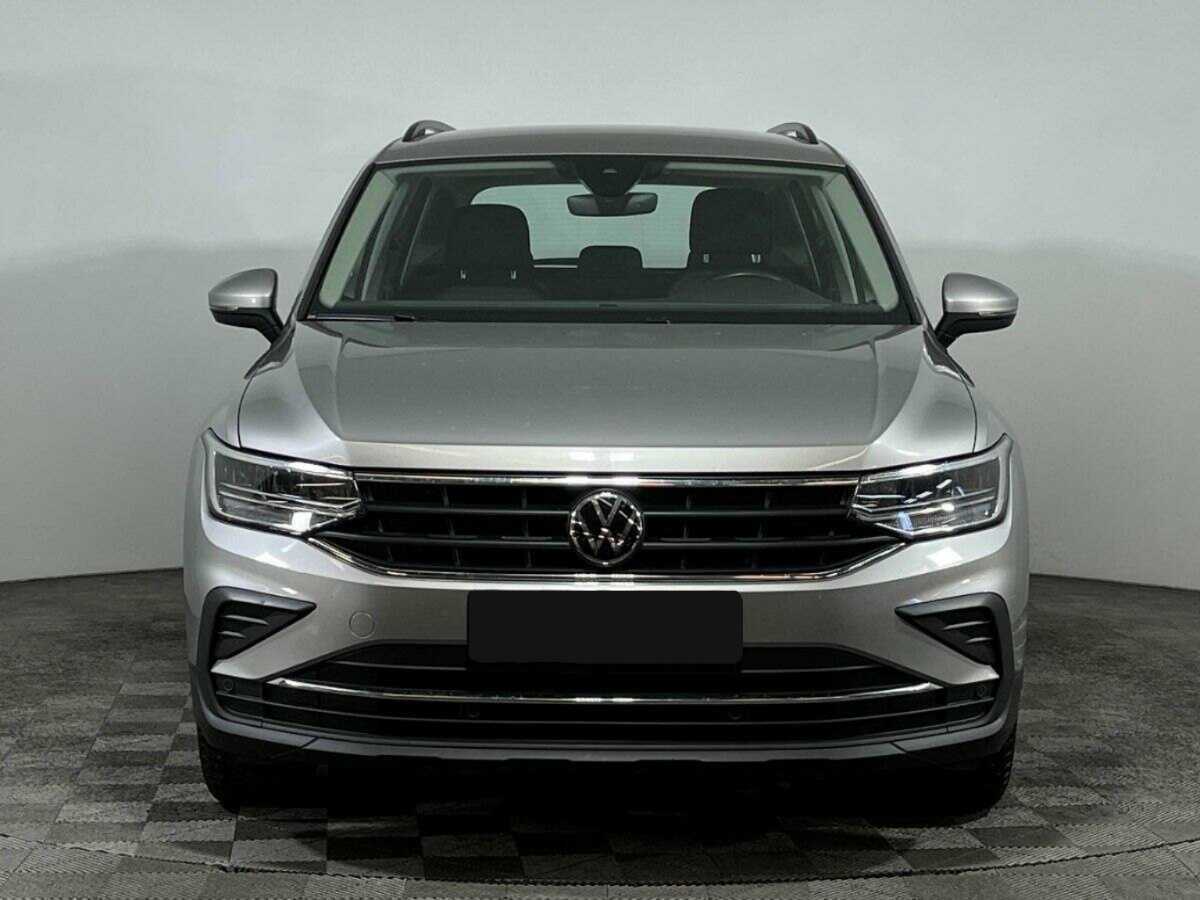 Volkswagen Tiguan б/у, 2021, Роботизированная. Фото: #1
