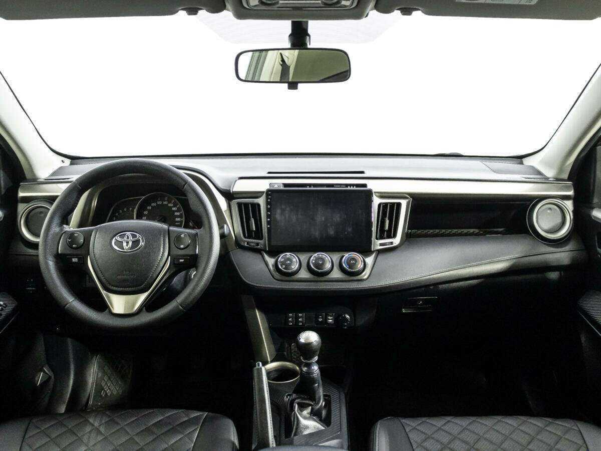 Toyota RAV4 б/у, 2013, Механическая. Фото: #12