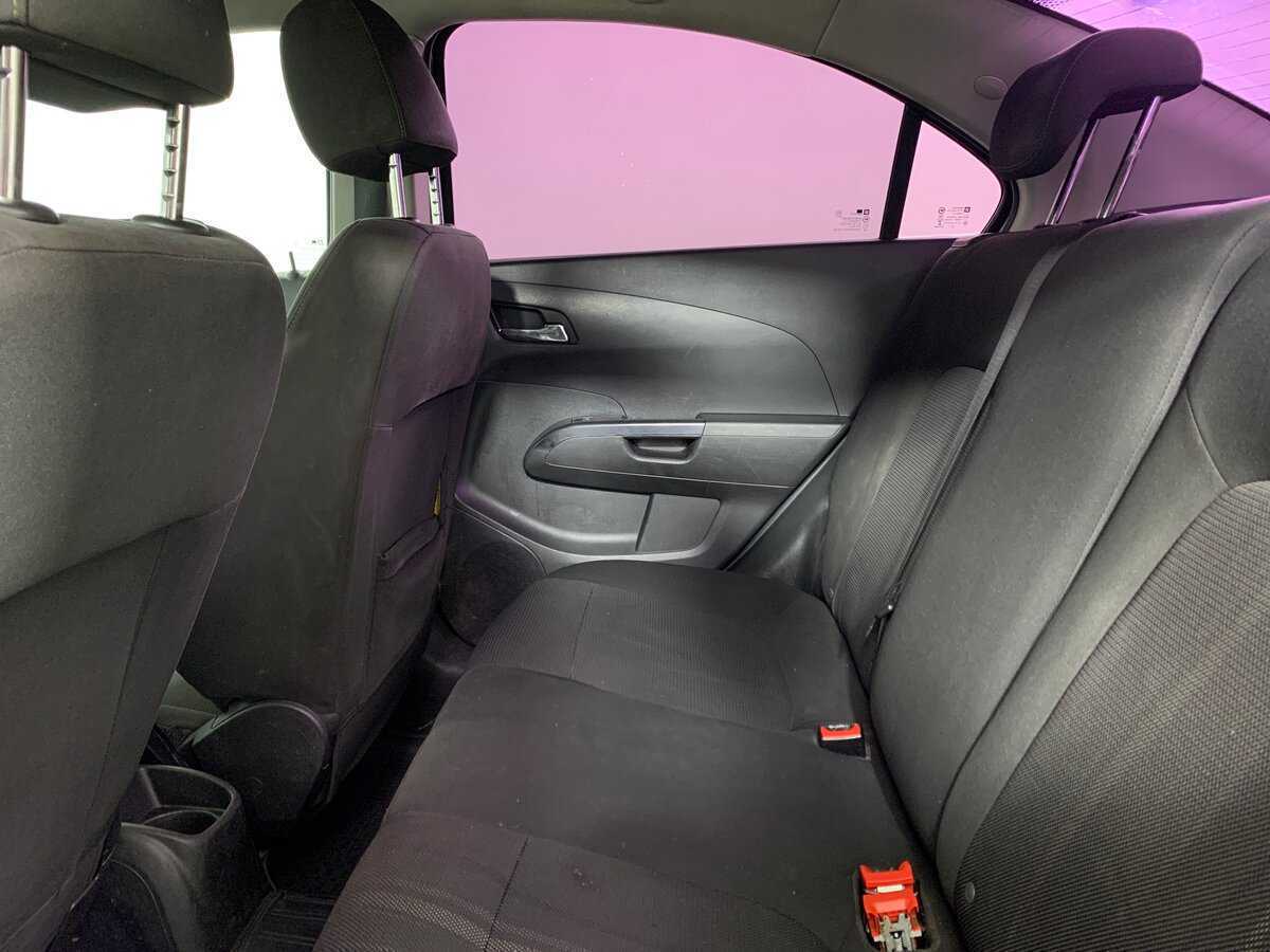 Chevrolet Aveo б/у, 2014, Автоматическая. Фото: #18