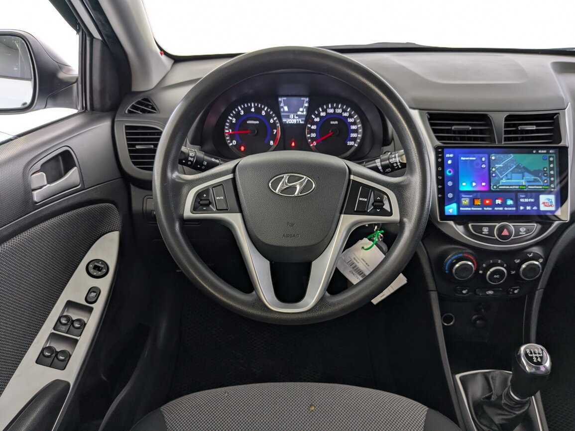 Hyundai Solaris б/у, 2013, Механическая. Фото: #22