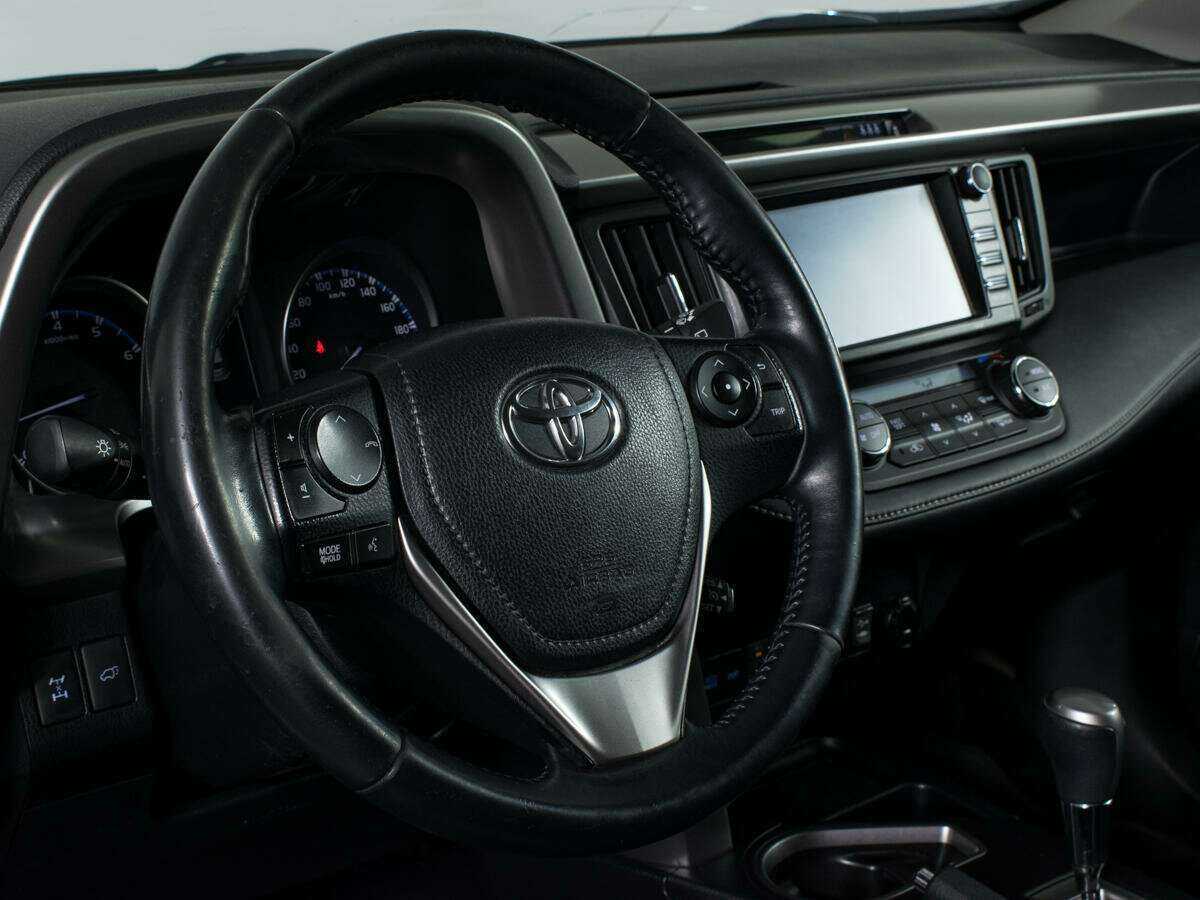 Toyota RAV4 б/у, 2017, Автоматическая. Фото: #13