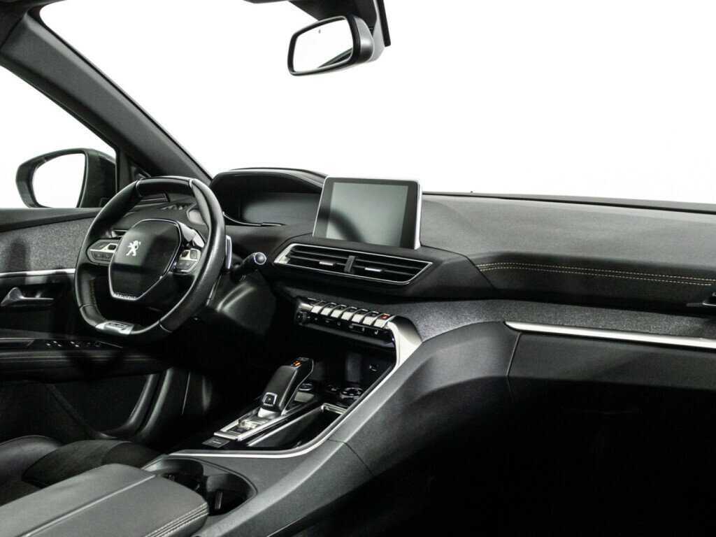 Peugeot 3008 б/у, 2017, Автоматическая. Фото: #8