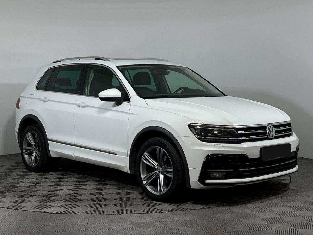 Volkswagen Tiguan б/у, 2018, Роботизированная. Фото: #2