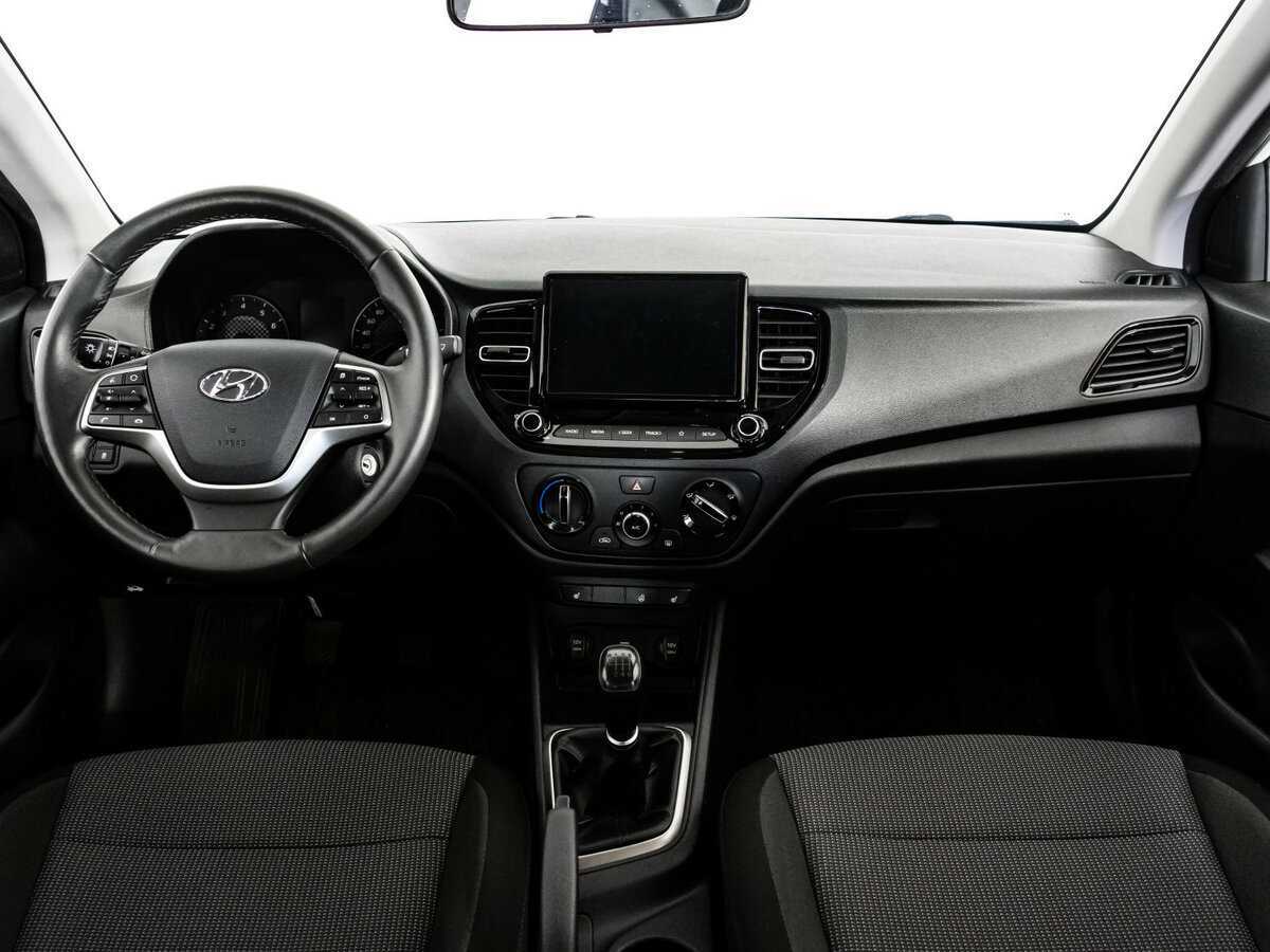 Hyundai Solaris б/у, 2021, Механическая. Фото: #7