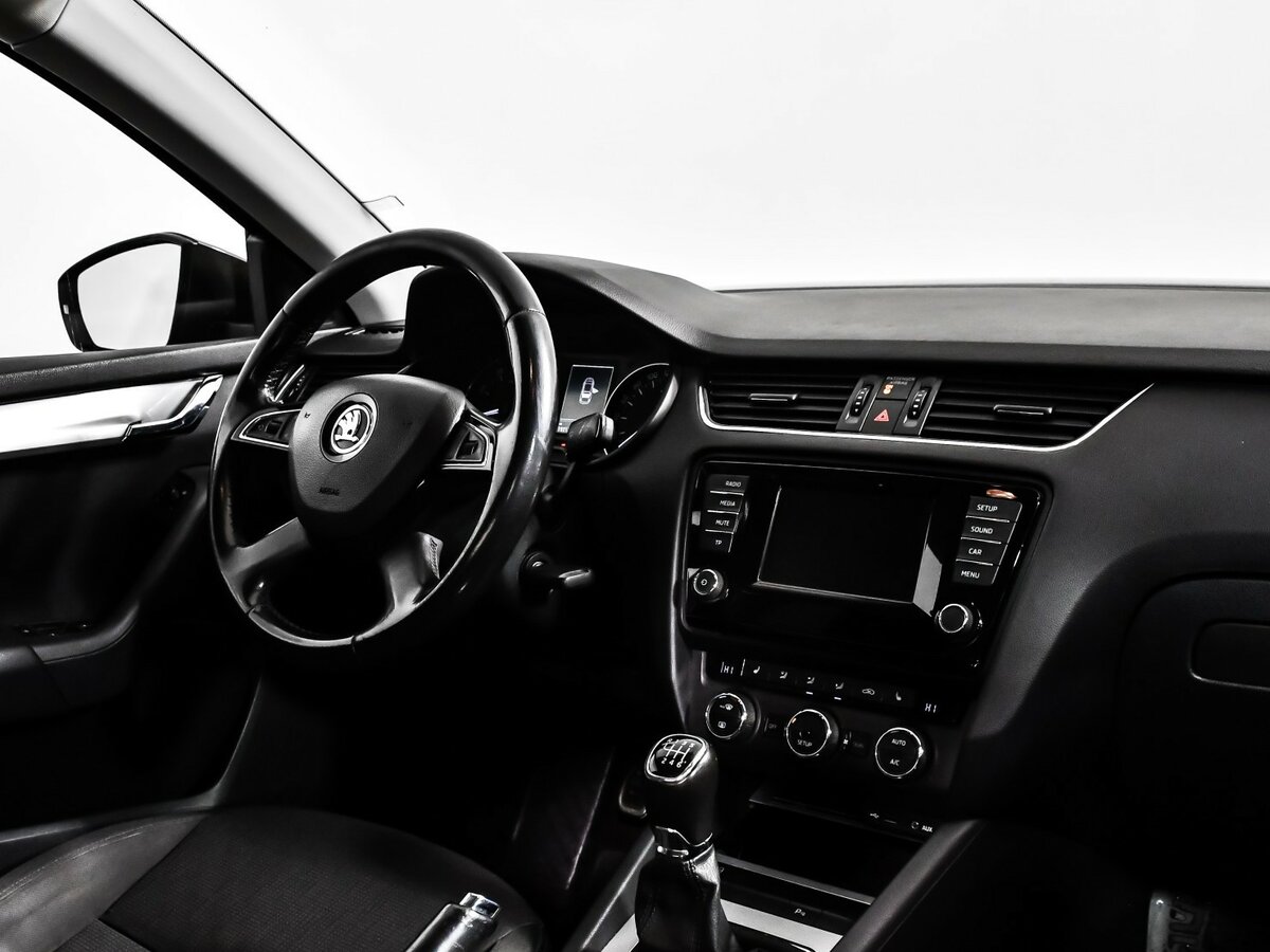 Skoda Octavia б/у, 2014, Механическая. Фото: #7