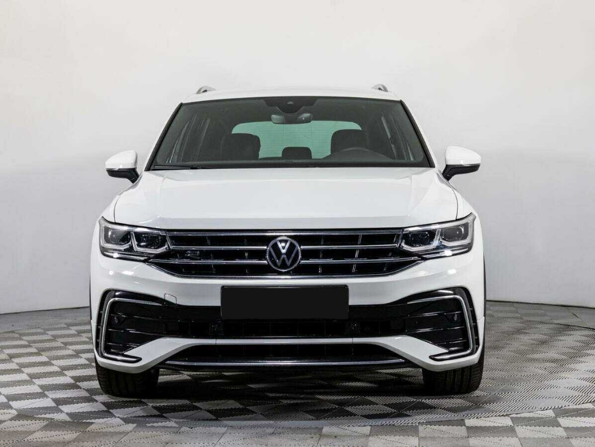 Volkswagen Tiguan б/у, 2021, Роботизированная. Фото: #1