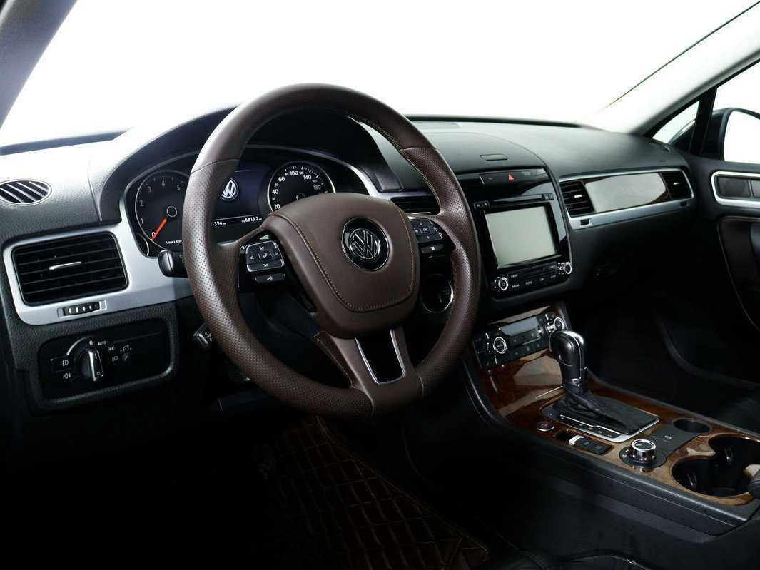 Volkswagen Touareg б/у, 2012, Автоматическая. Фото: #12