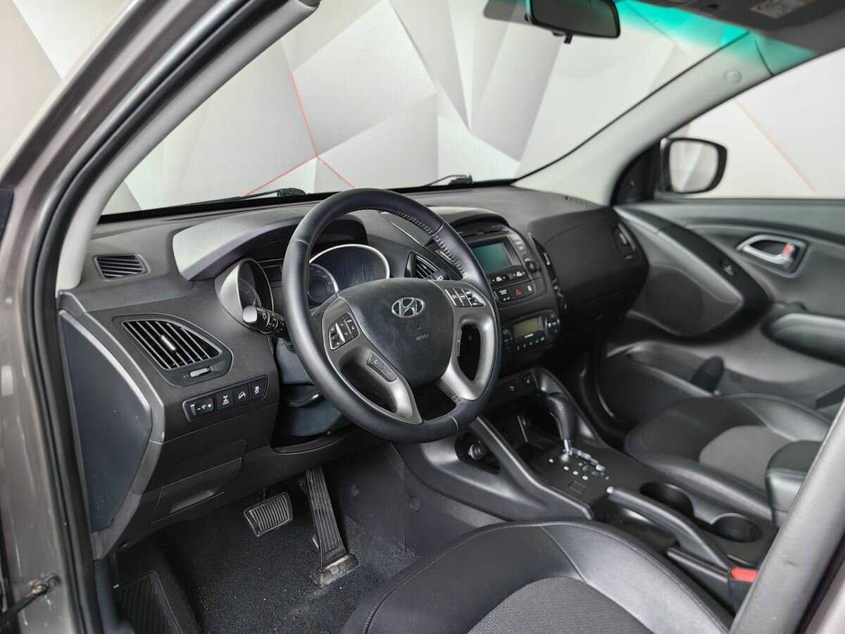 Hyundai ix35 б/у, 2014, Автоматическая. Фото: #13