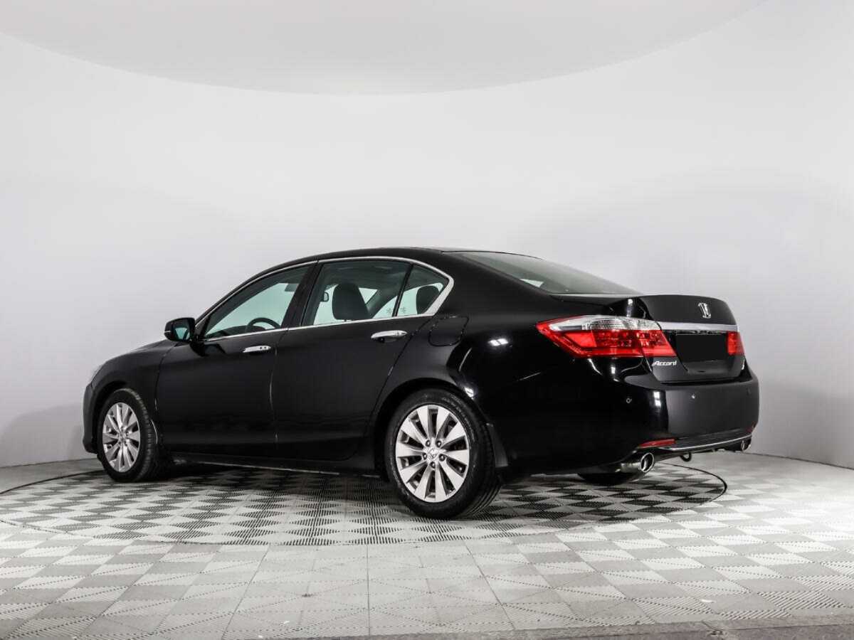 Honda Accord б/у, 2013, Автоматическая. Фото: #6