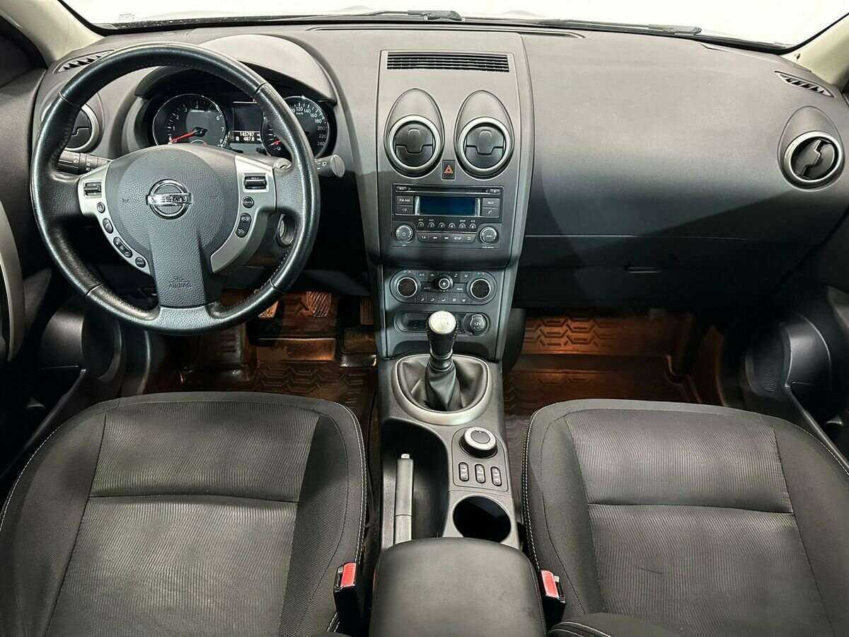 Nissan Qashqai б/у, 2013, Механическая. Фото: #8