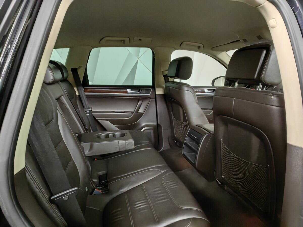 Volkswagen Touareg б/у, 2013, Автоматическая. Фото: #10