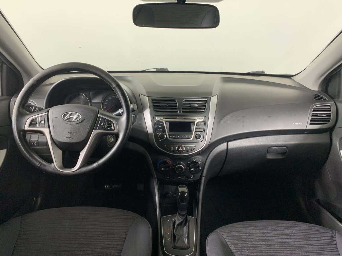 Hyundai Solaris б/у, 2014, Автоматическая. Фото: #9