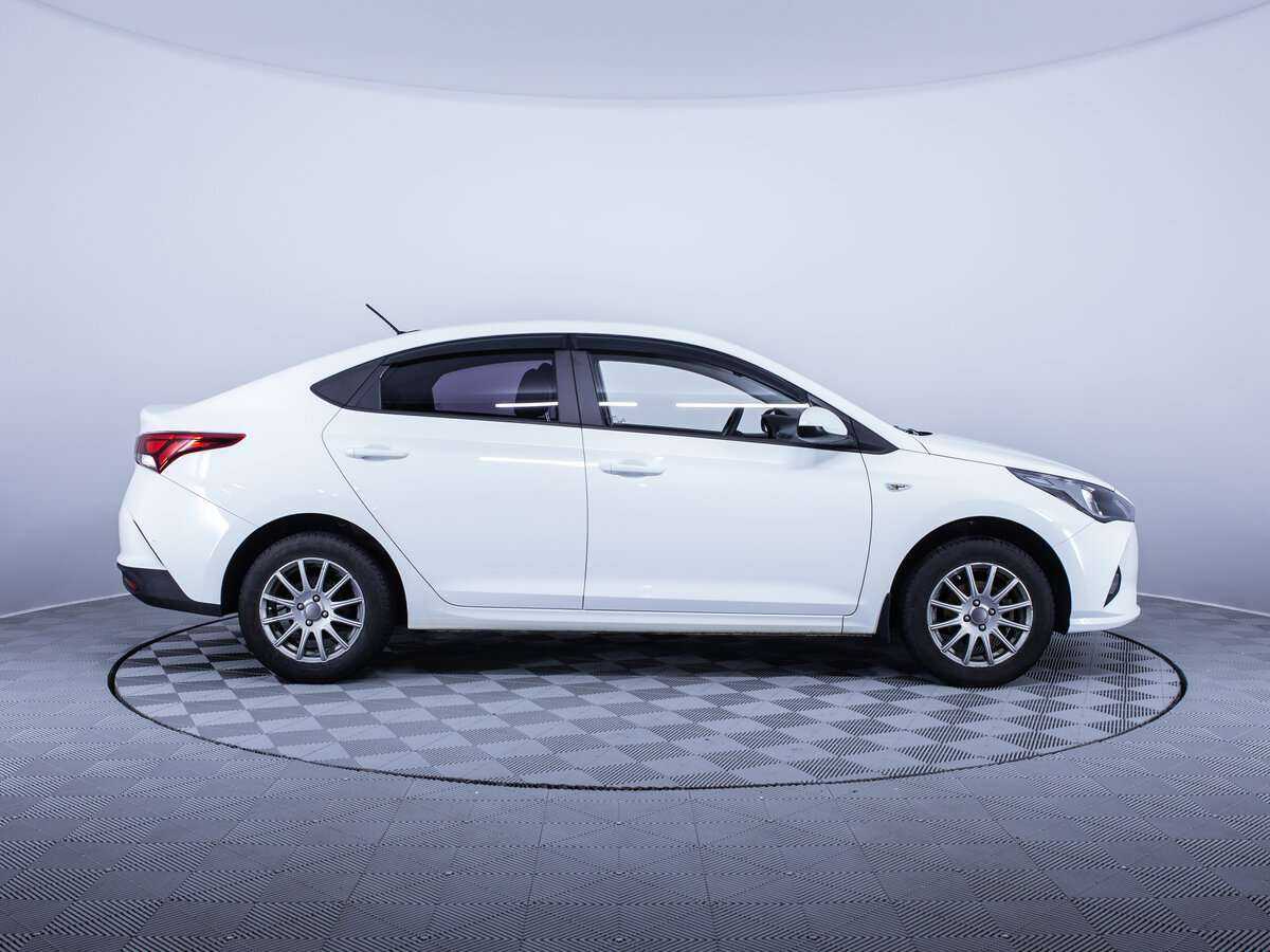 Hyundai Solaris б/у, 2021, Механическая. Фото: #3