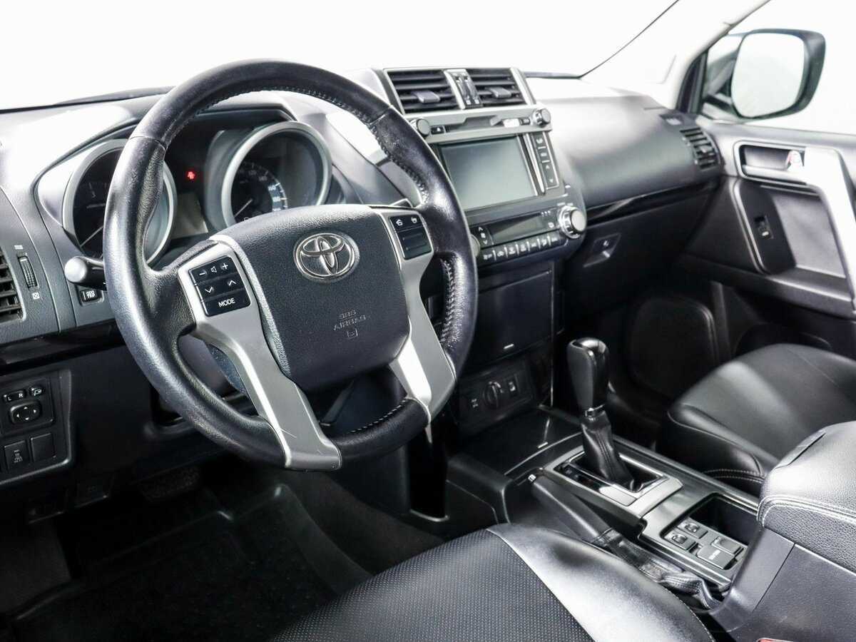 Toyota Land Cruiser Prado б/у, 2014, Автоматическая. Фото: #9