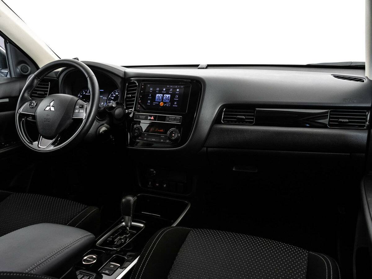 Mitsubishi Outlander б/у, 2019, Вариатор. Фото: #6