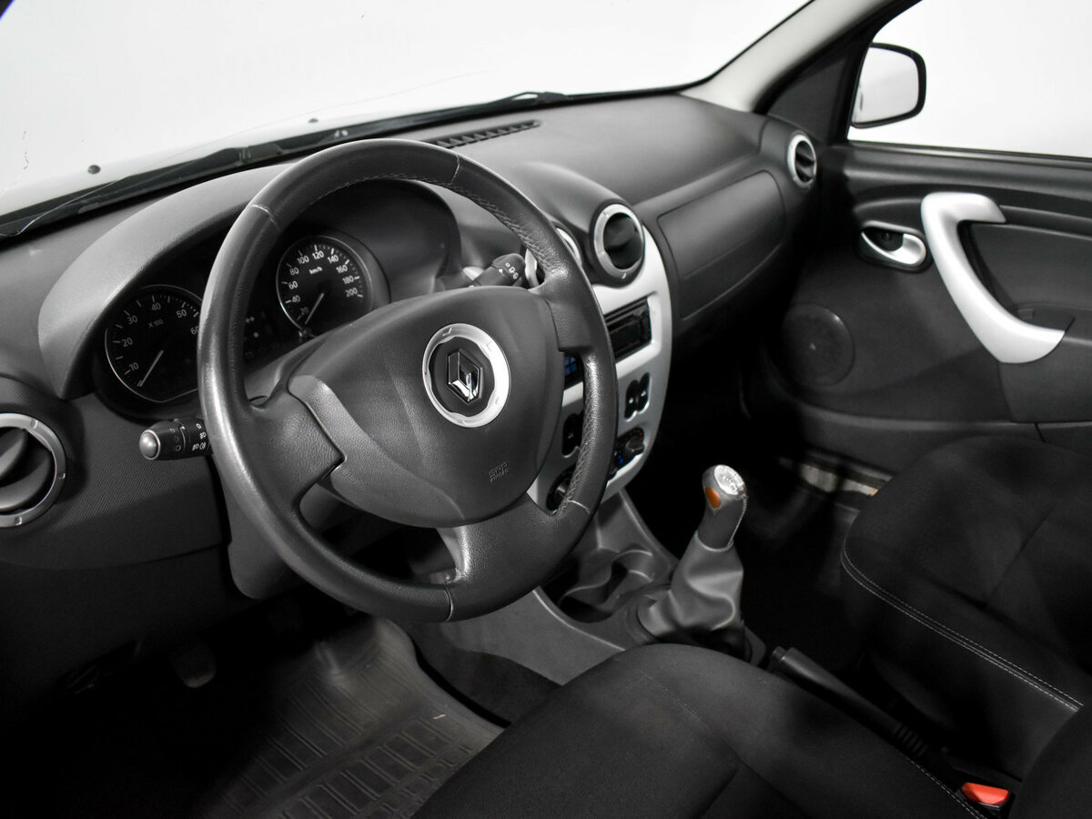Renault Sandero б/у, 2012, Механическая. Фото: #8