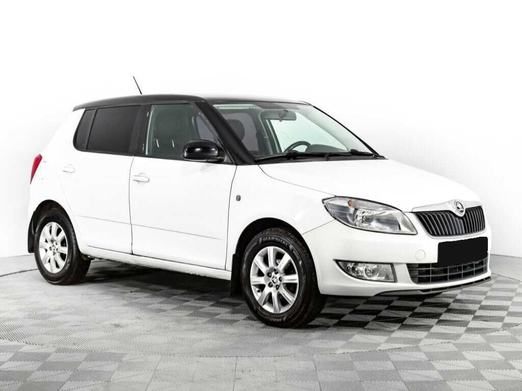 Skoda Fabia б/у, 2013, Механическая. Фото: #2