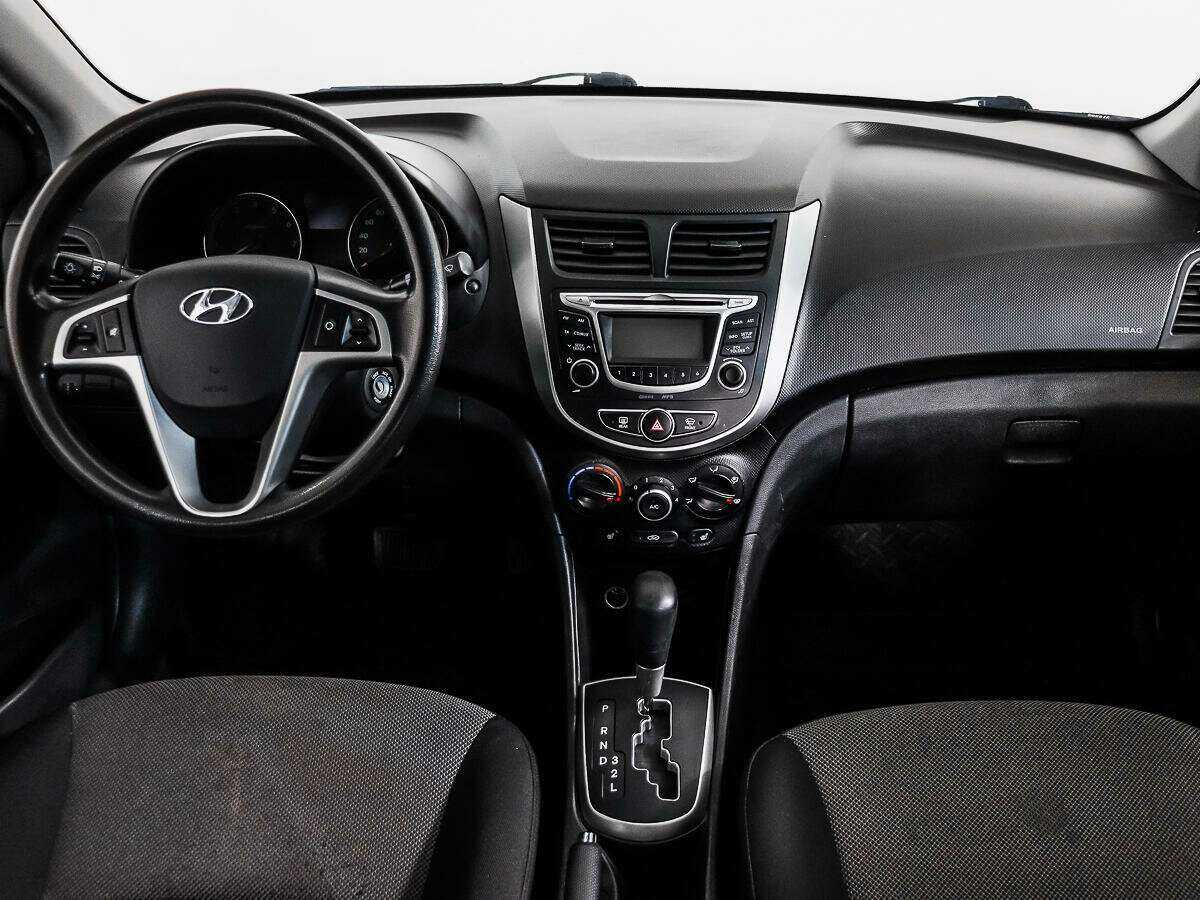 Hyundai Solaris б/у, 2014, Автоматическая. Фото: #10