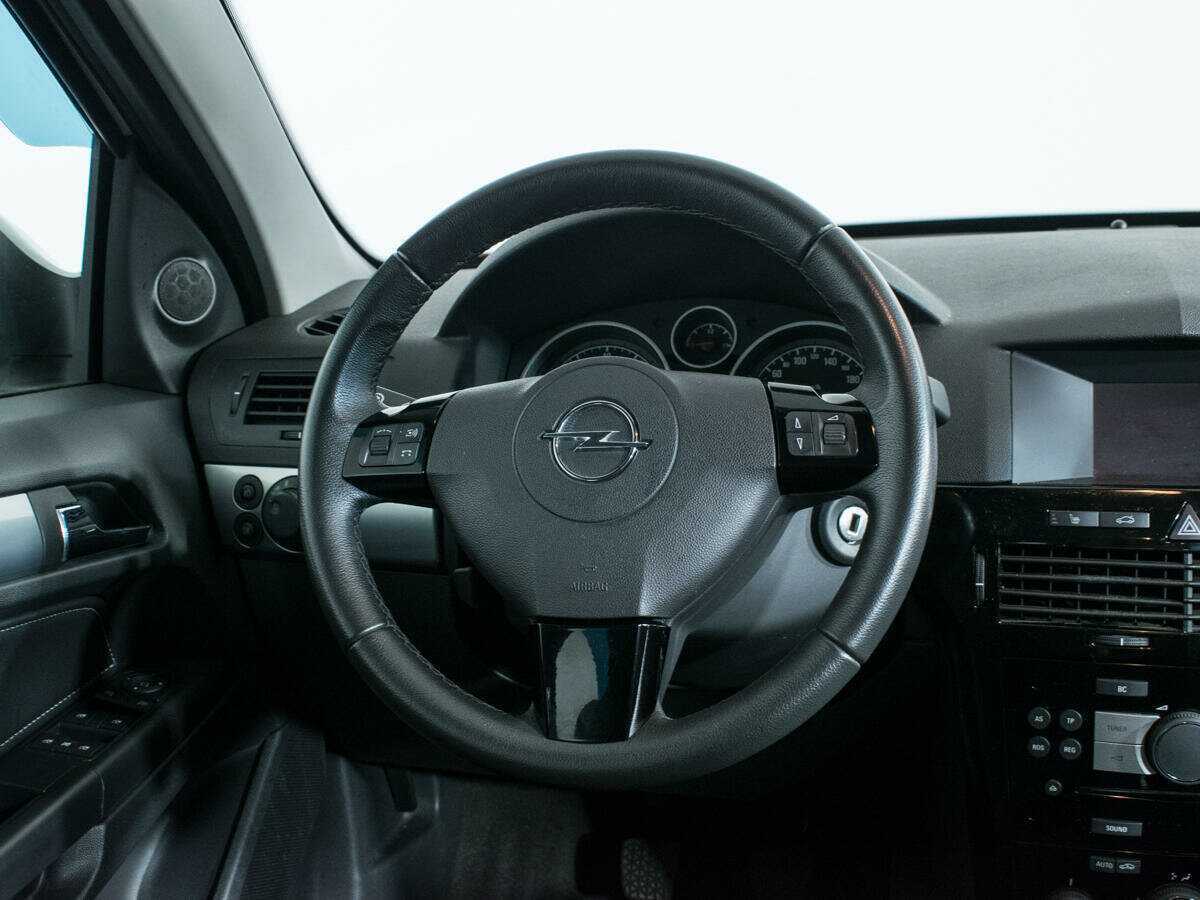 Opel Astra б/у, 2014, Механическая. Фото: #13