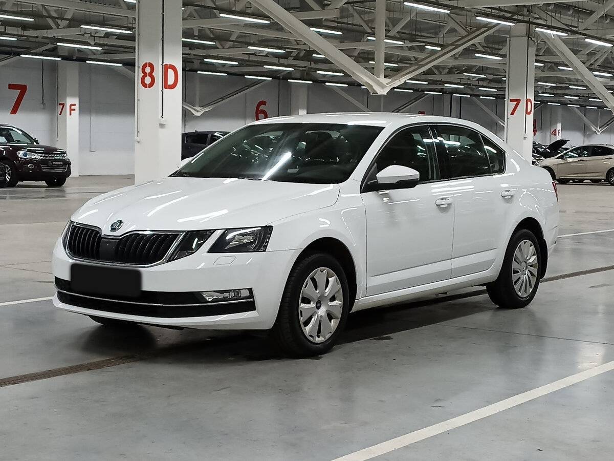 Skoda Octavia б/у, 2019, Механическая. Посмотреть фото