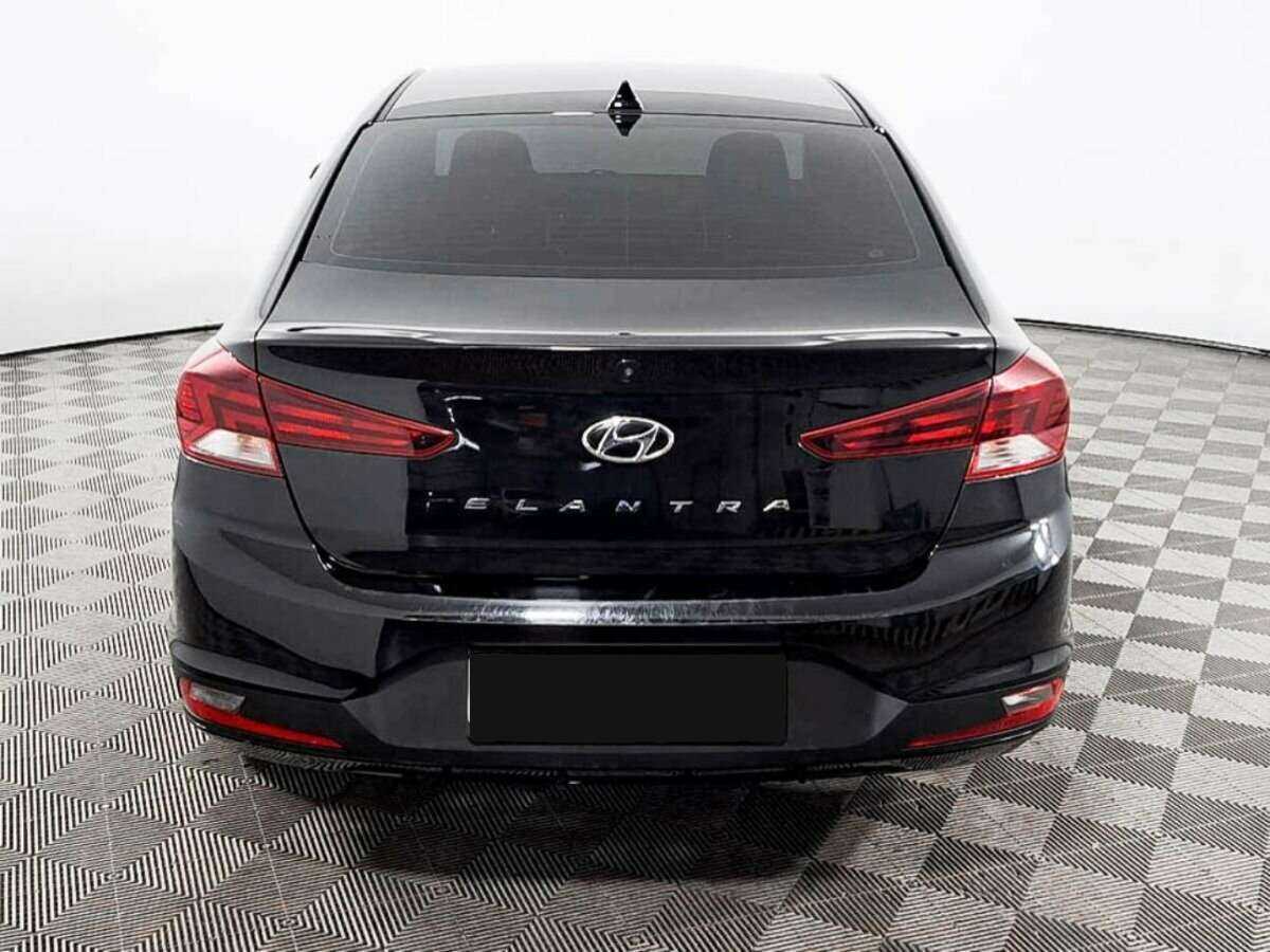 Hyundai Elantra б/у, 2019, Автоматическая. Фото: #4