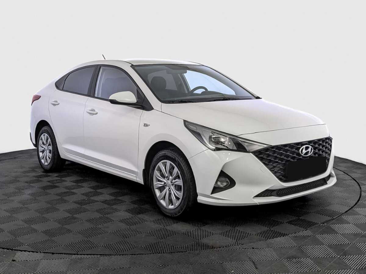 Hyundai Solaris б/у, 2022, Автоматическая. Фото: #2