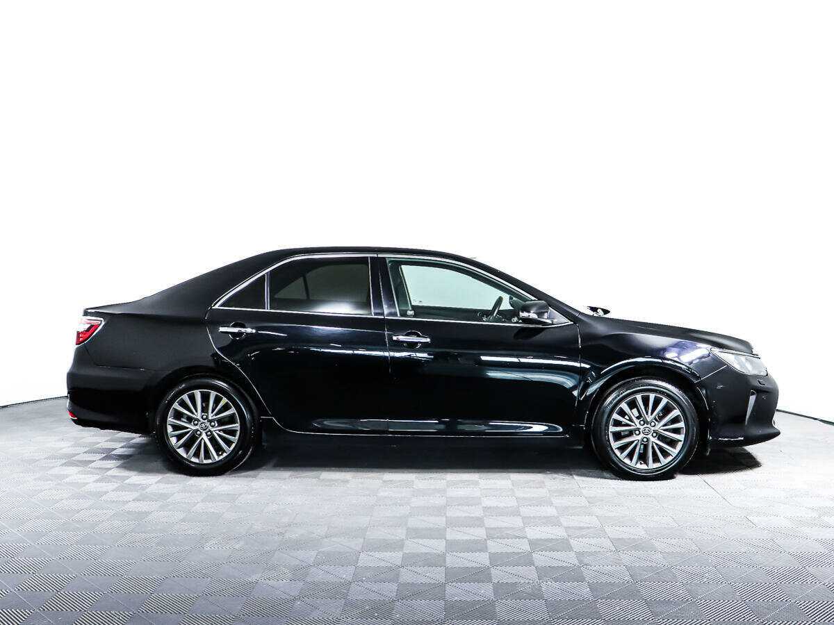 Toyota Camry б/у, 2016, Автоматическая. Фото: #2