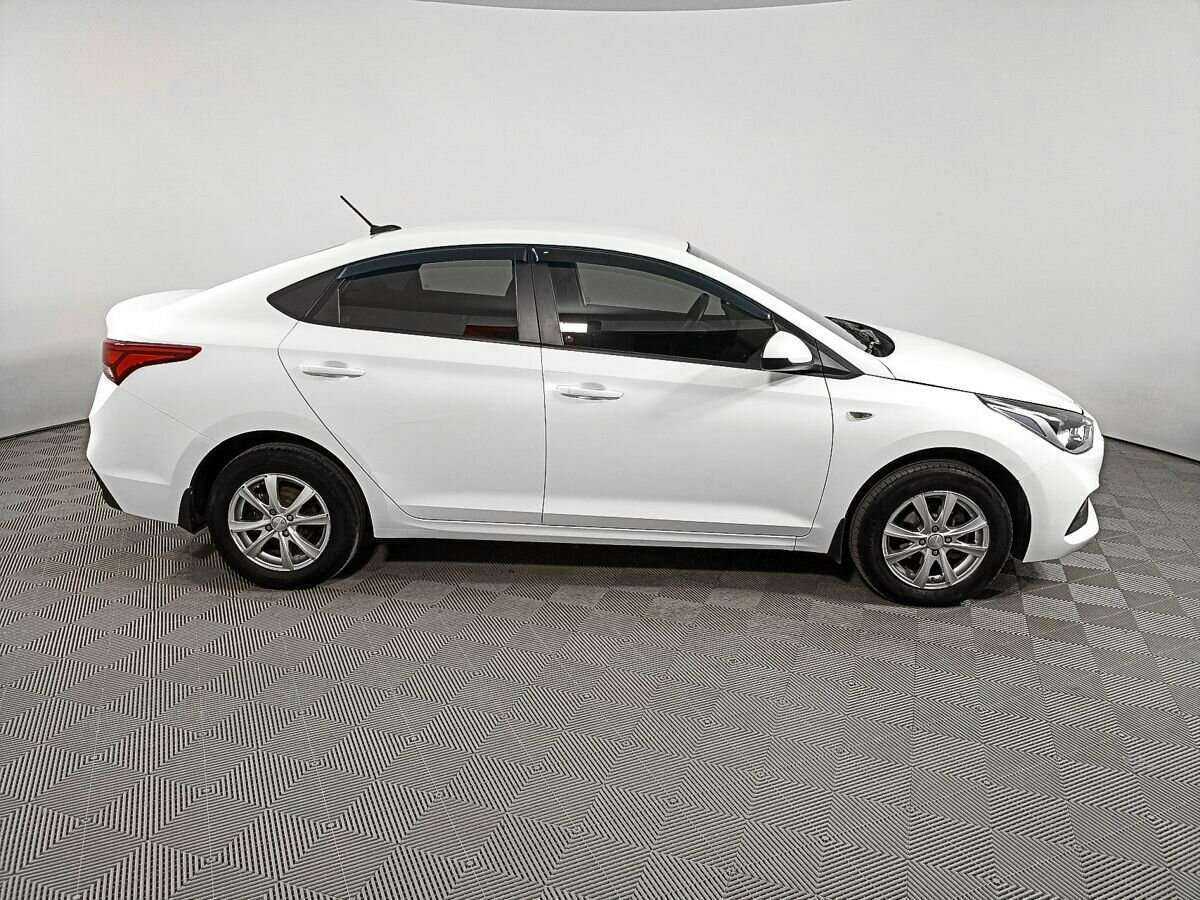 Hyundai Solaris б/у, 2017, Автоматическая. Фото: #3
