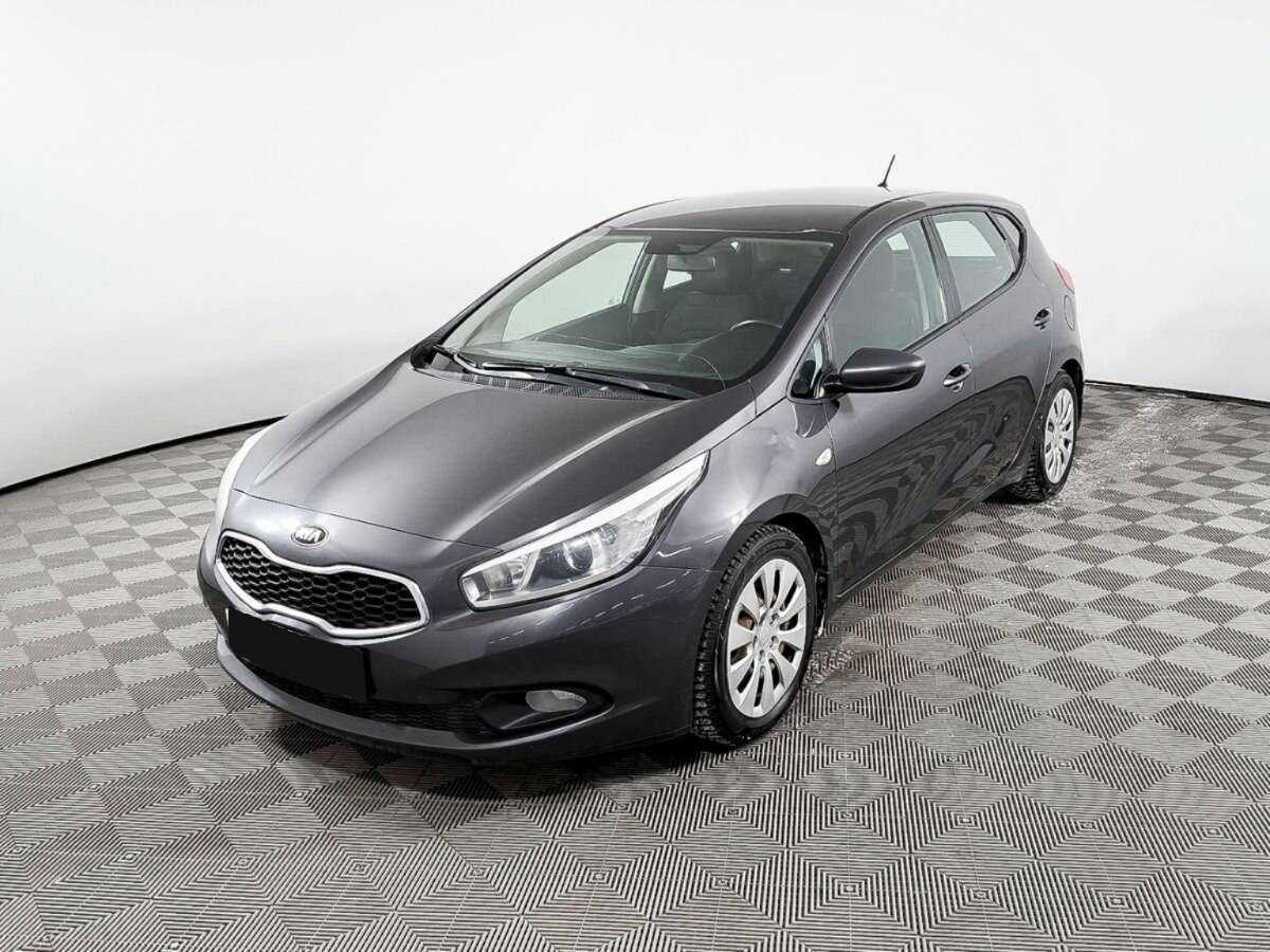 Kia Ceed б/у, 2013, Механическая. Фото: #18