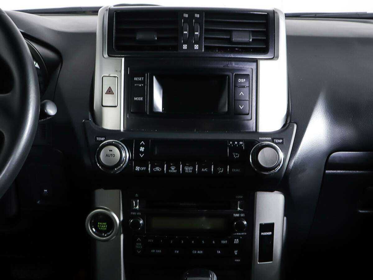 Toyota Land Cruiser Prado б/у, 2012, Автоматическая. Фото: #11