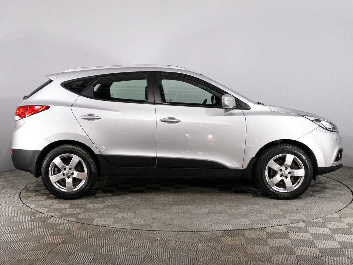 Hyundai ix35 б/у, 2013, Автоматическая. Фото: #3