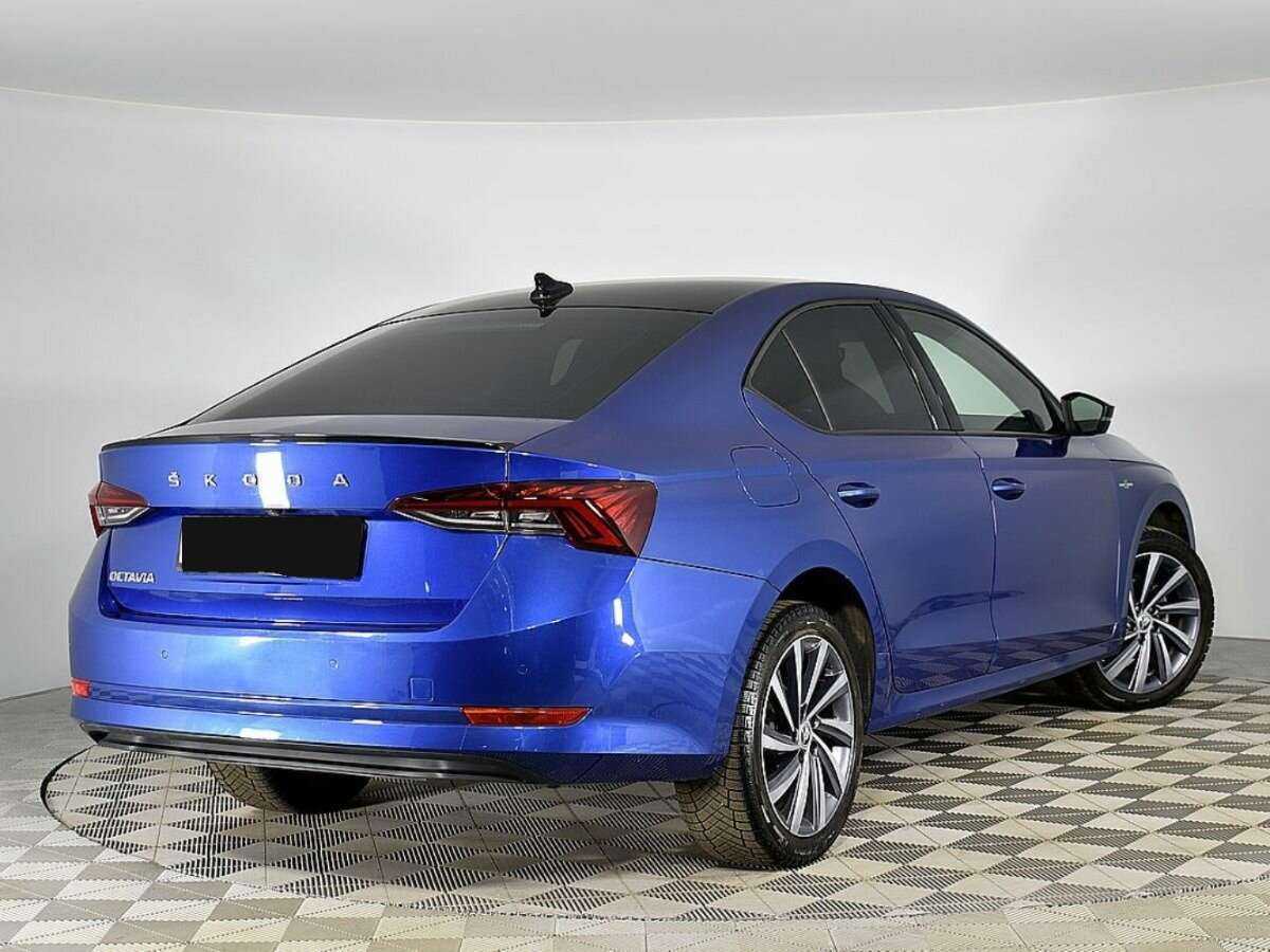 Skoda Octavia б/у, 2021, Роботизированная. Фото: #1