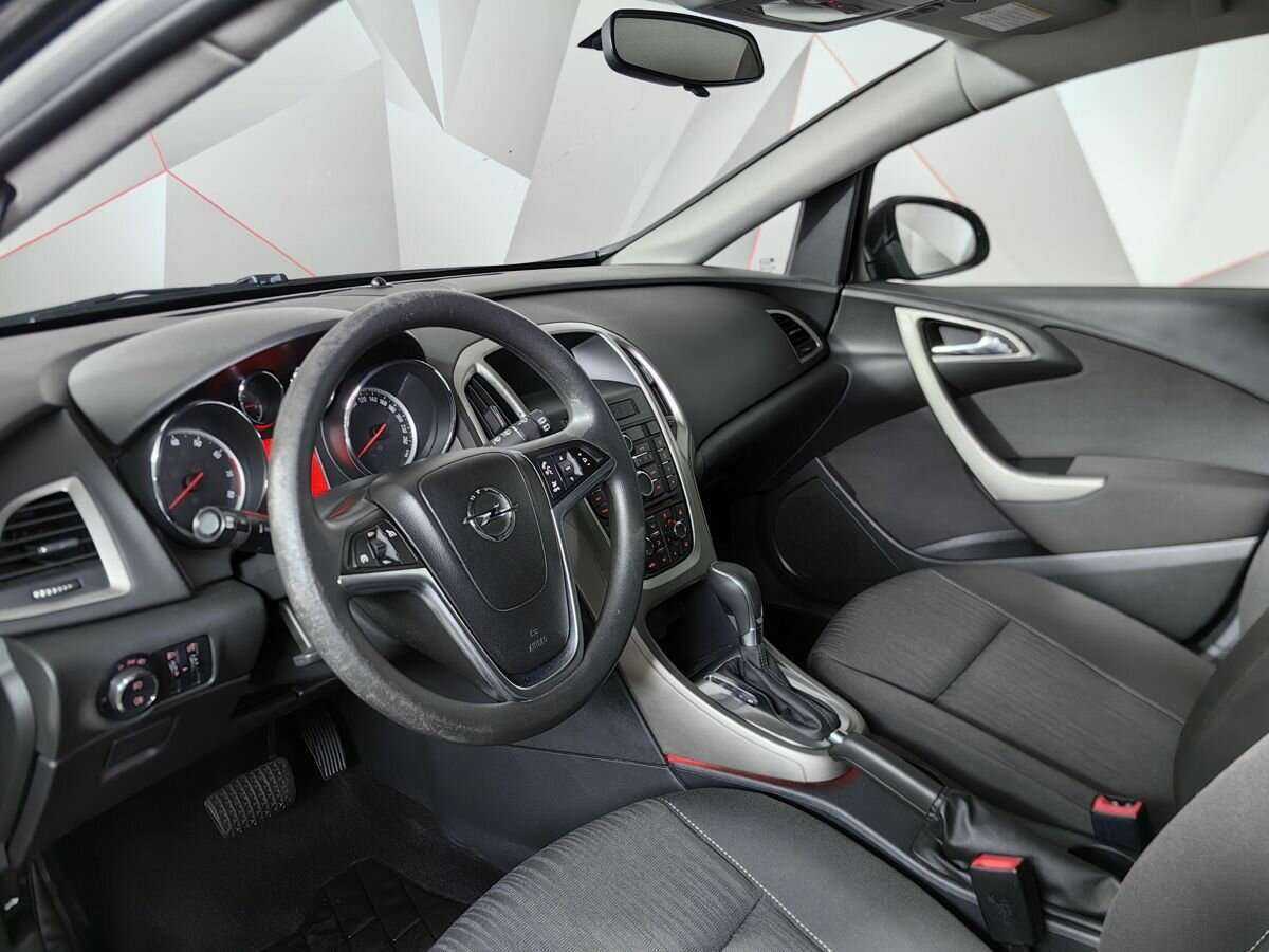 Opel Astra б/у, 2012, Автоматическая. Фото: #11
