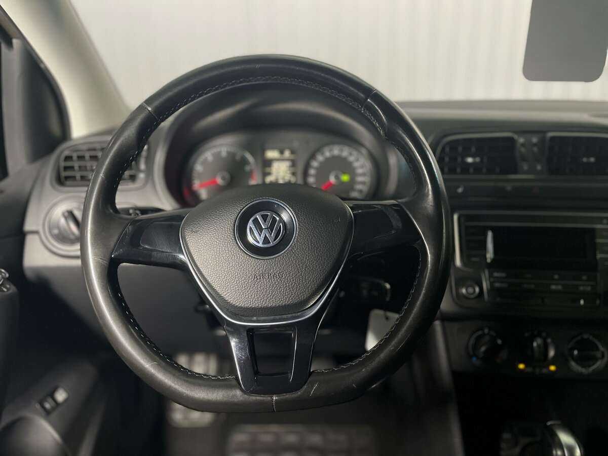 Volkswagen Polo б/у, 2017, Автоматическая. Фото: #9
