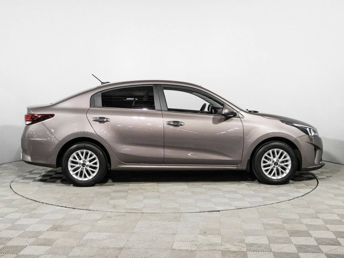 Kia Rio б/у, 2021, Автоматическая. Фото: #3