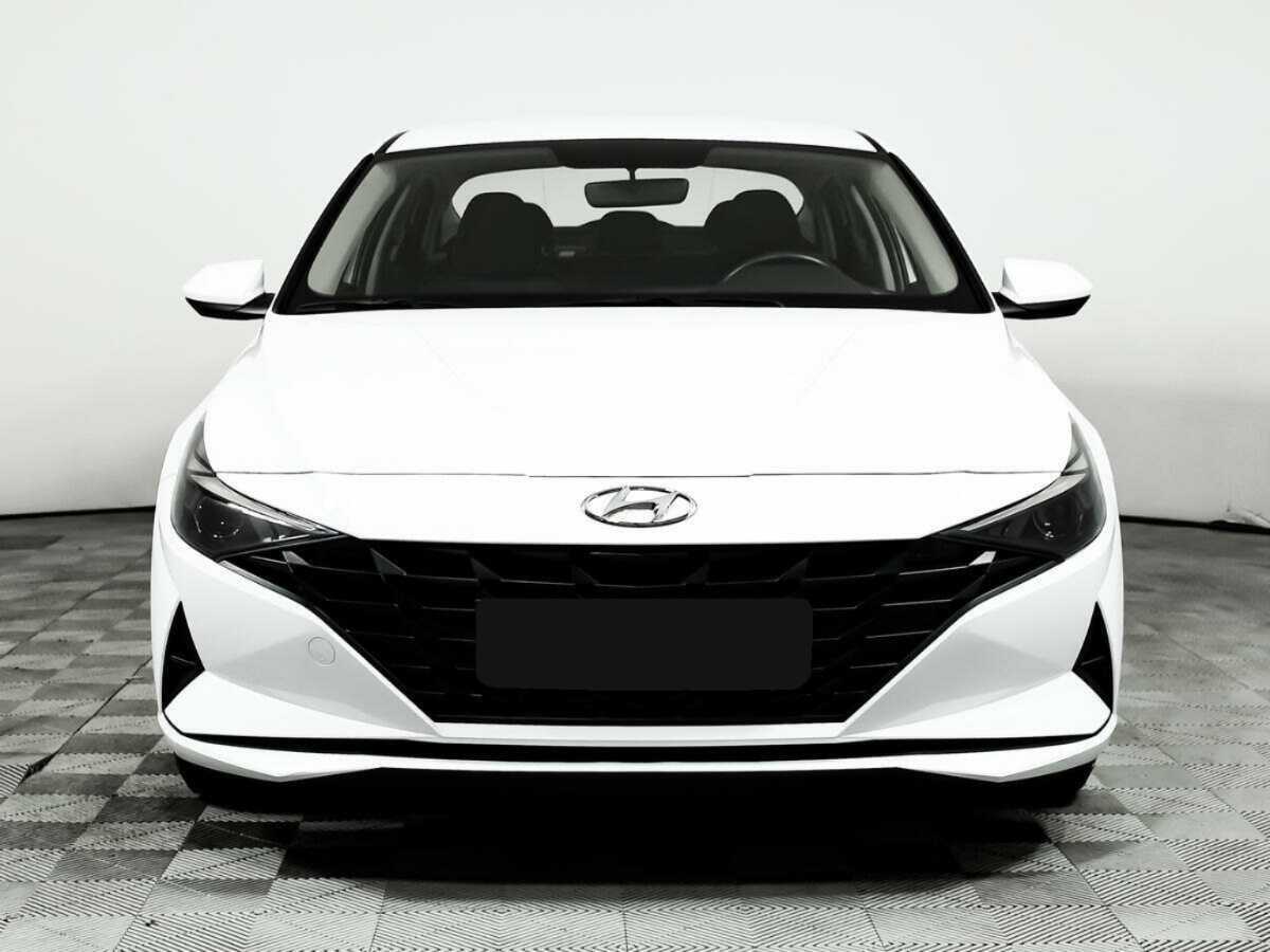 Hyundai Elantra б/у, 2022, Автоматическая. Фото: #1