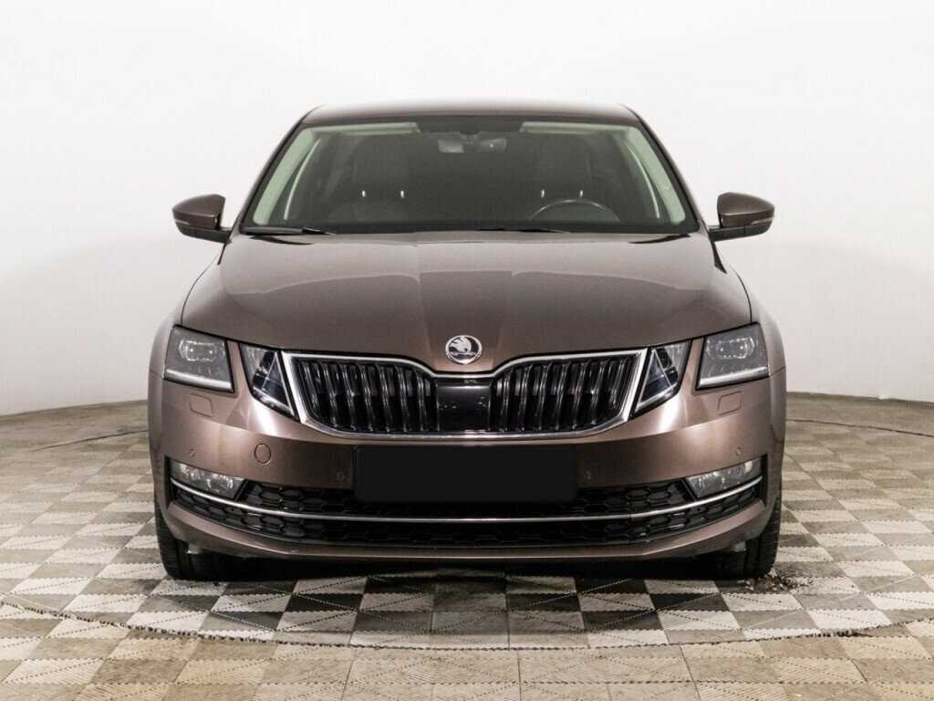 Skoda Octavia б/у, 2019, Роботизированная. Фото: #1