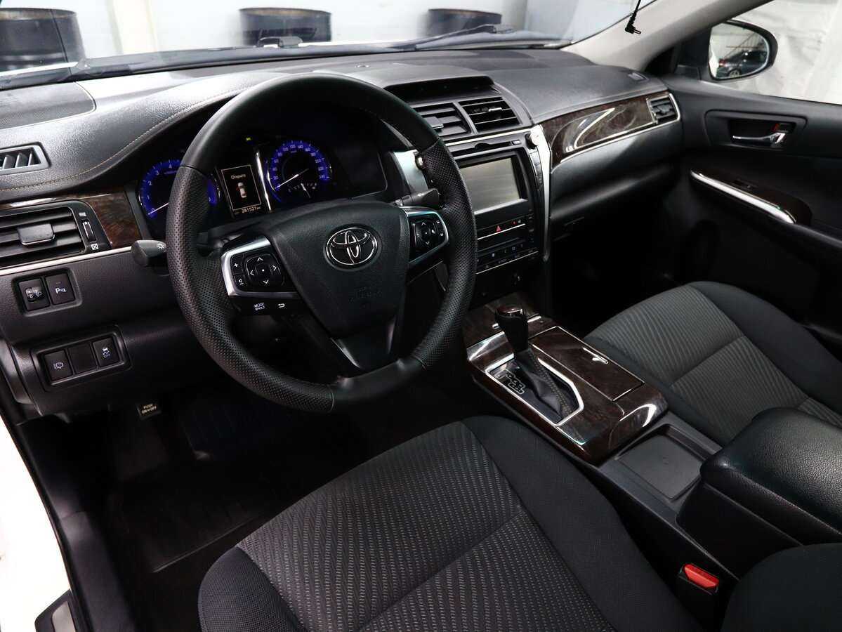 Toyota Camry б/у, 2016, Автоматическая. Фото: #7