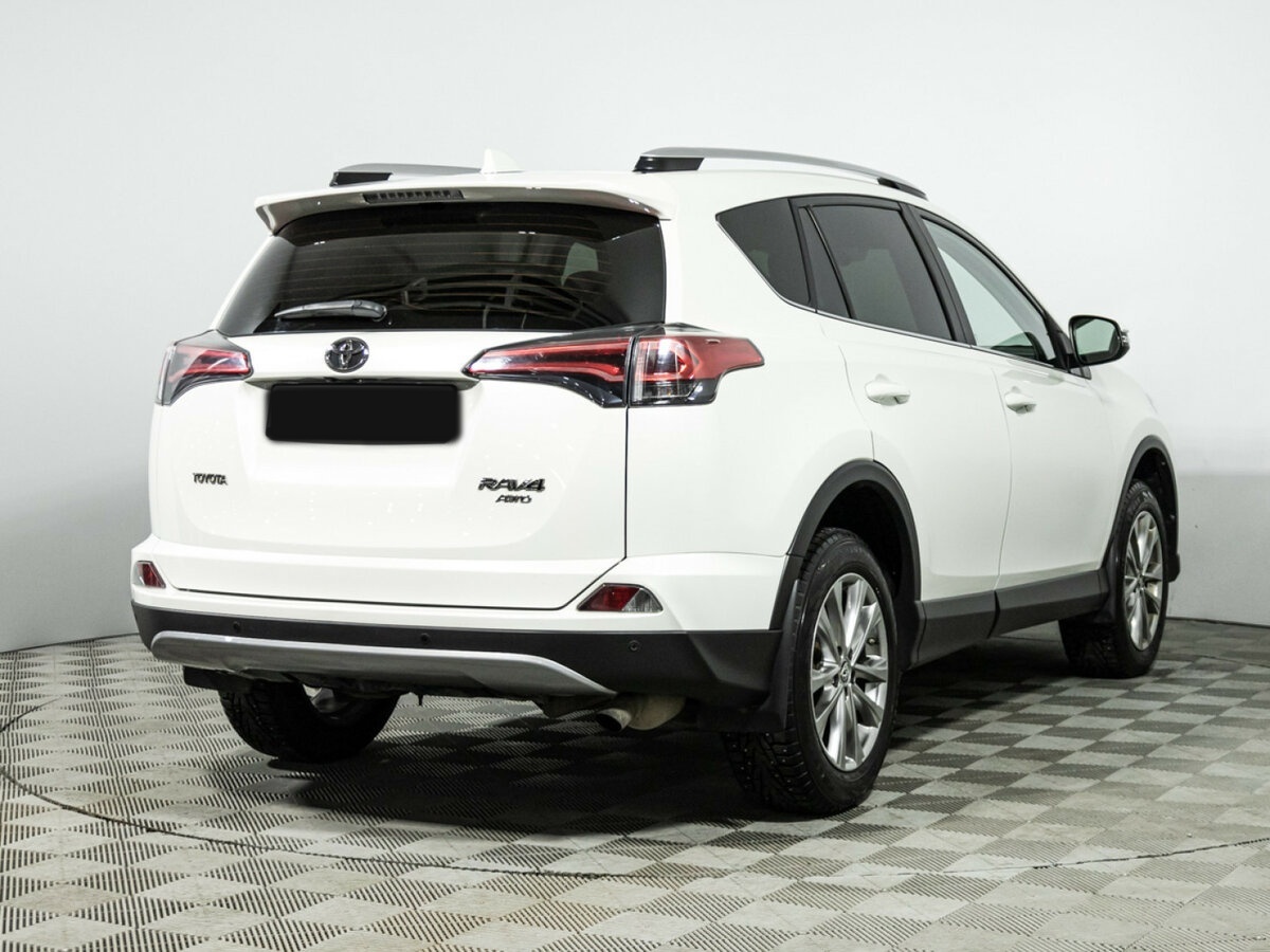 Toyota RAV4 б/у, 2017, Автоматическая. Фото: #3