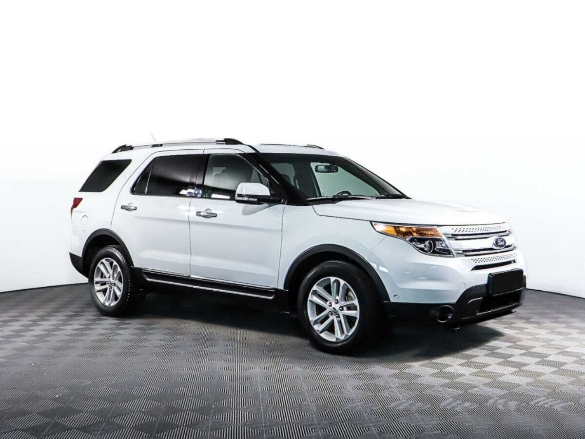 Ford Explorer б/у, 2013, Автоматическая. Фото: #2