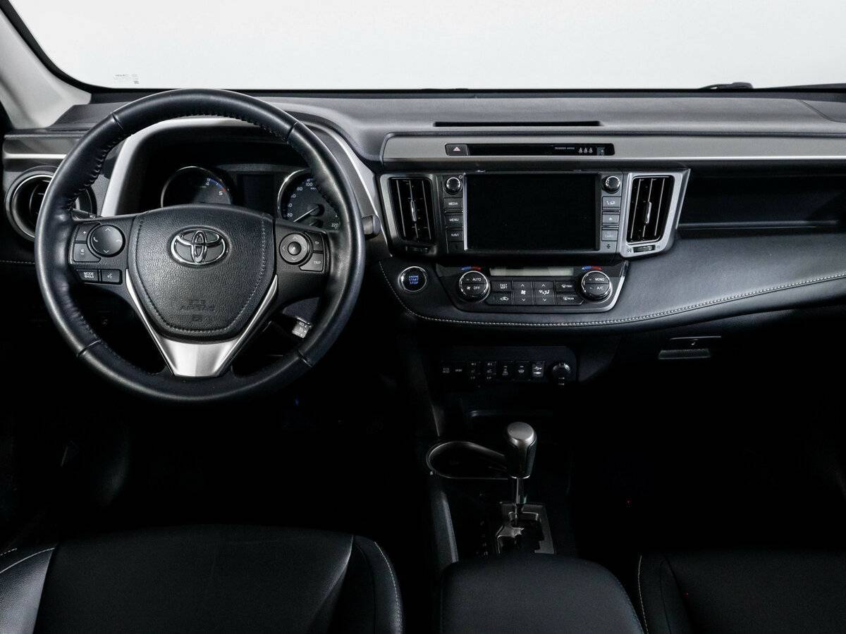 Toyota RAV4 б/у, 2018, Автоматическая. Фото: #10