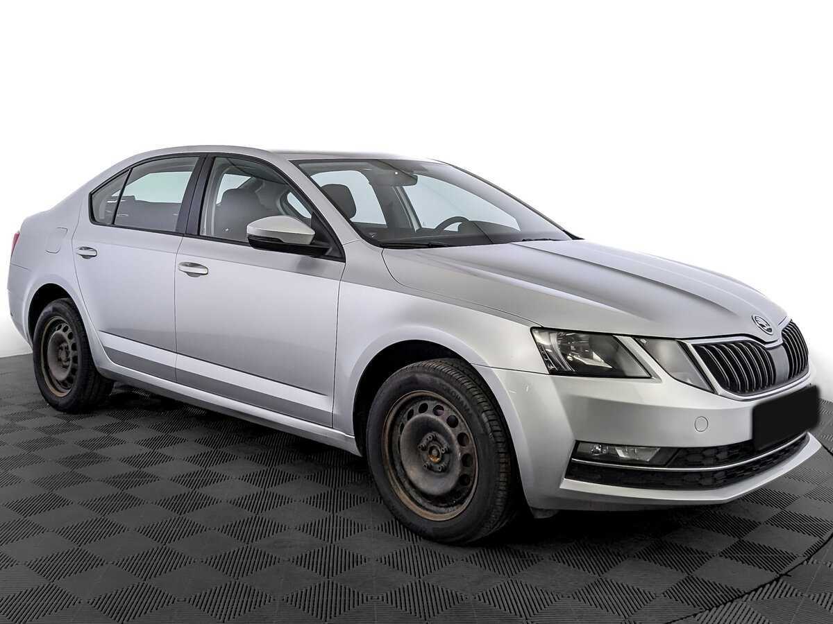 Skoda Octavia б/у, 2018, Роботизированная. Фото: #2