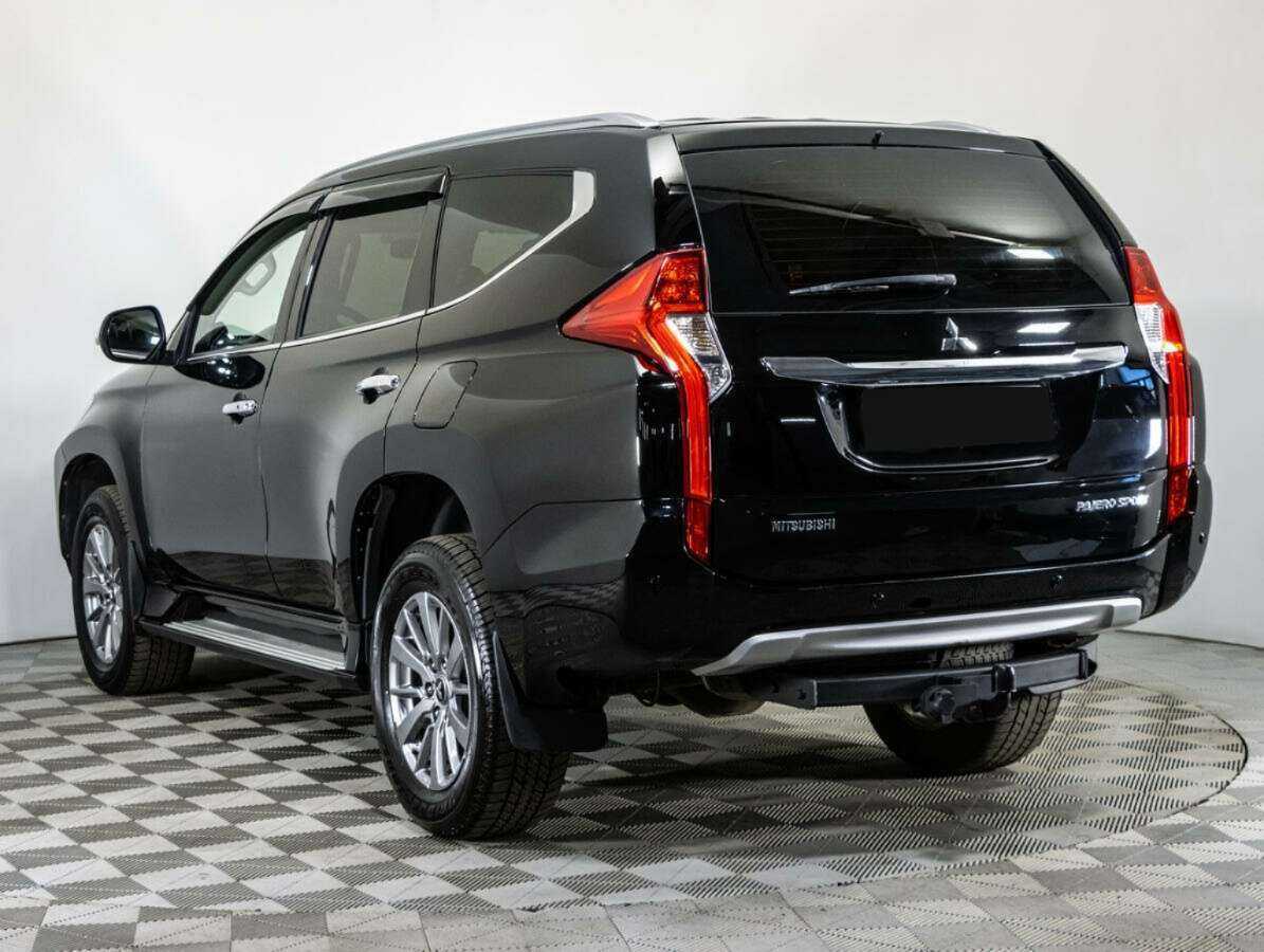 Mitsubishi Pajero Sport б/у, 2017, Автоматическая. Фото: #6
