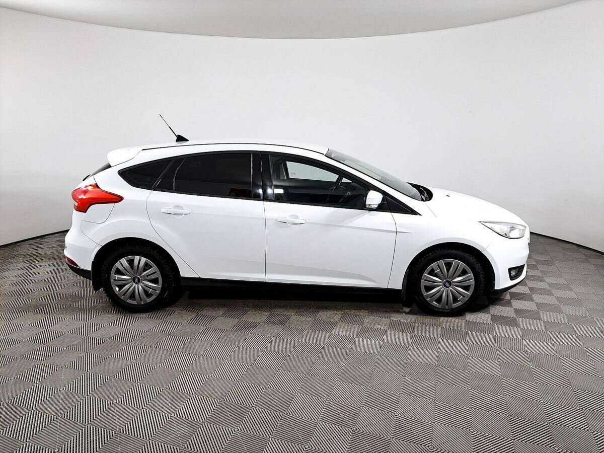 Ford Focus б/у, 2018, Механическая. Фото: #3
