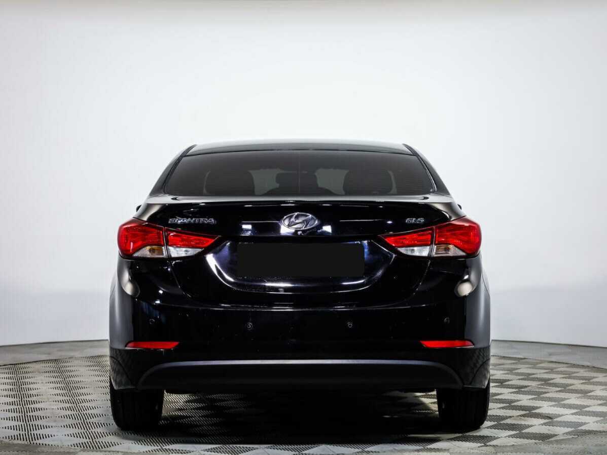 Hyundai Elantra б/у, 2015, Механическая. Фото: #4