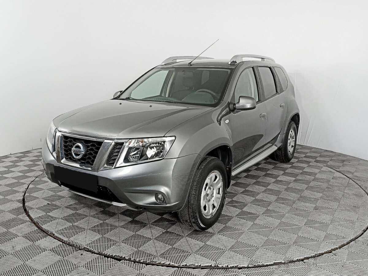 Nissan Terrano б/у, 2016, Механическая. Посмотреть фото