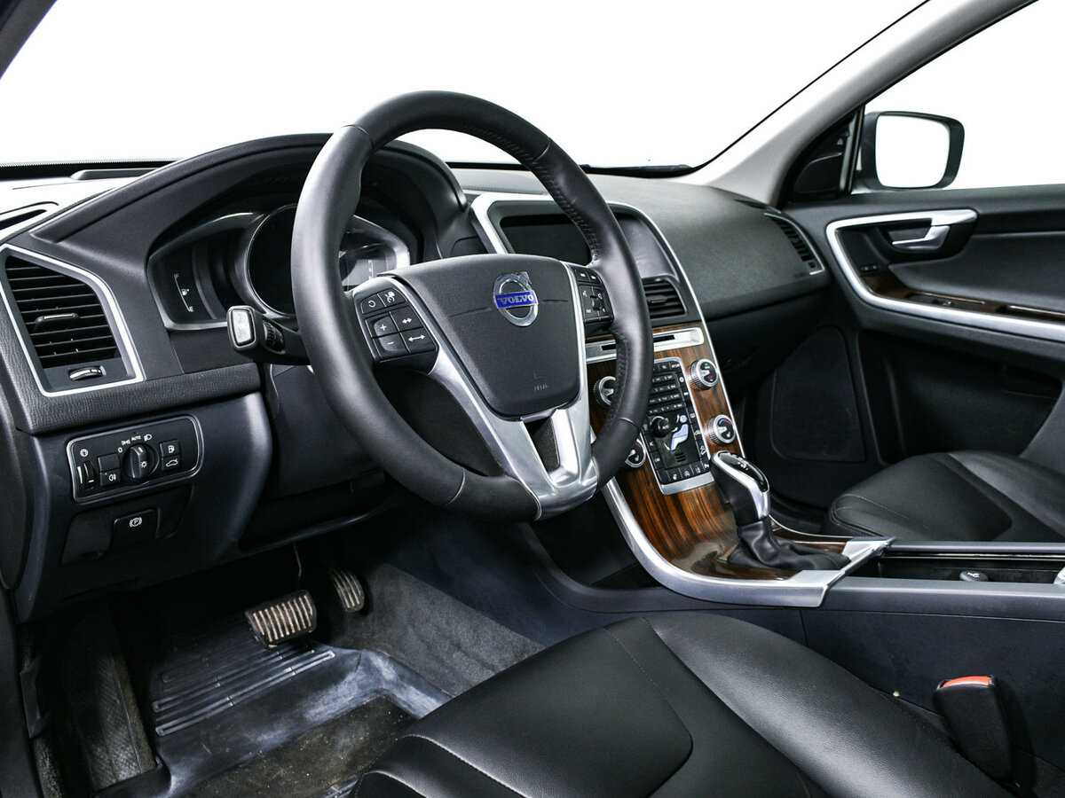 Volvo XC60 б/у, 2015, Автоматическая. Фото: #12