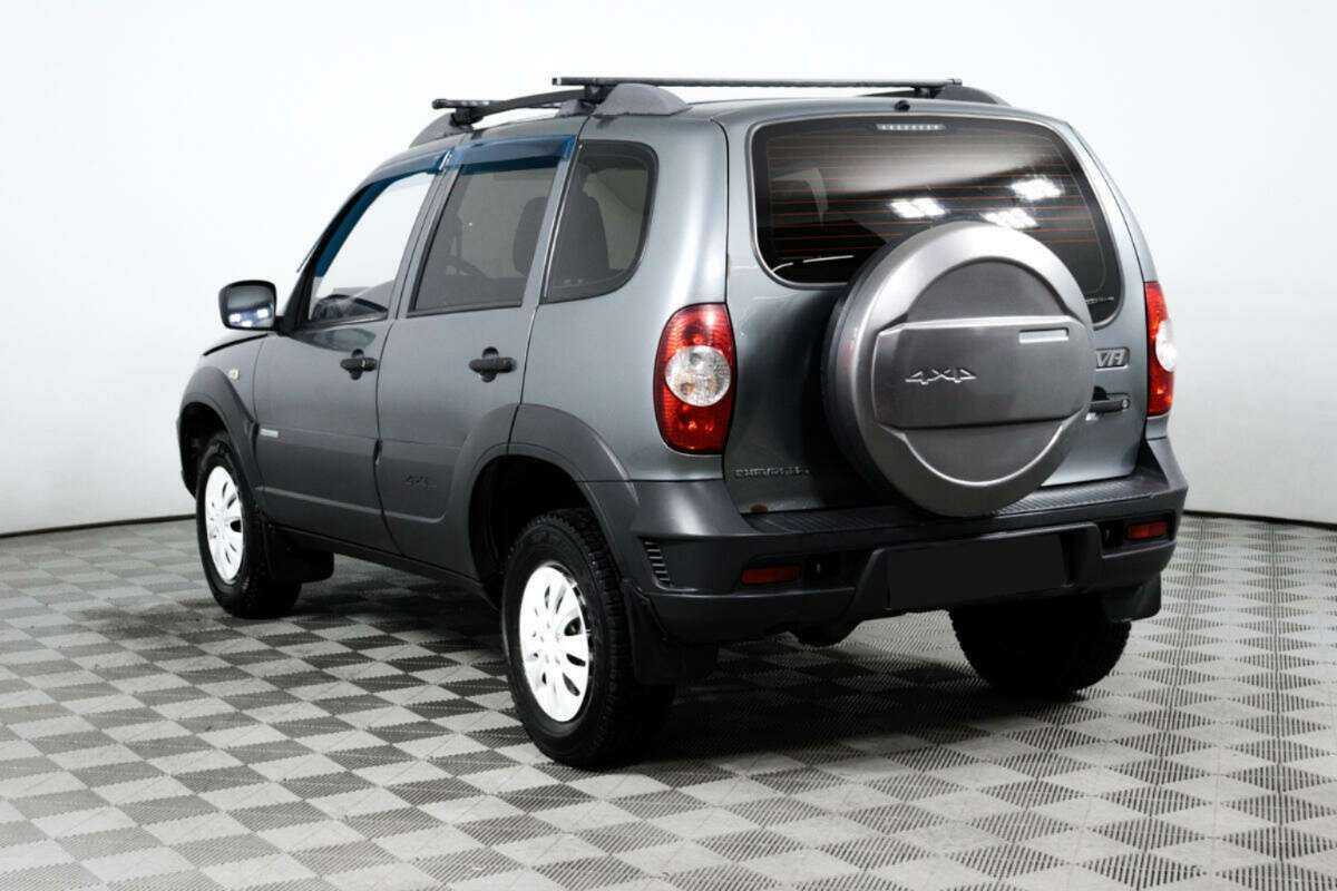Chevrolet Niva б/у, 2014, Механическая. Фото: #6