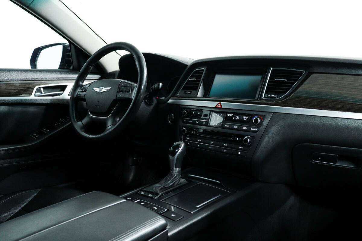 Hyundai Genesis б/у, 2016, Автоматическая. Фото: #8