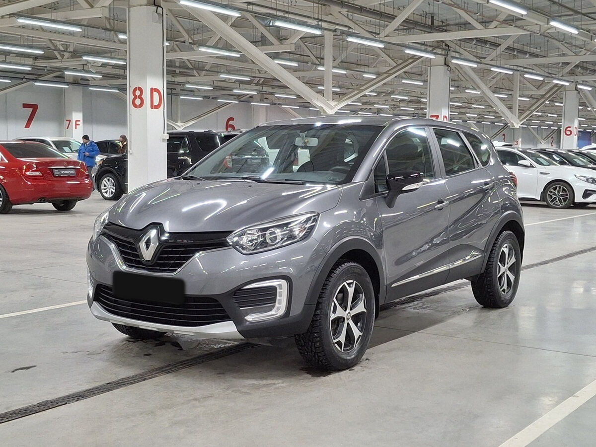 Renault Kaptur б/у, 2018, Механическая. Посмотреть фото